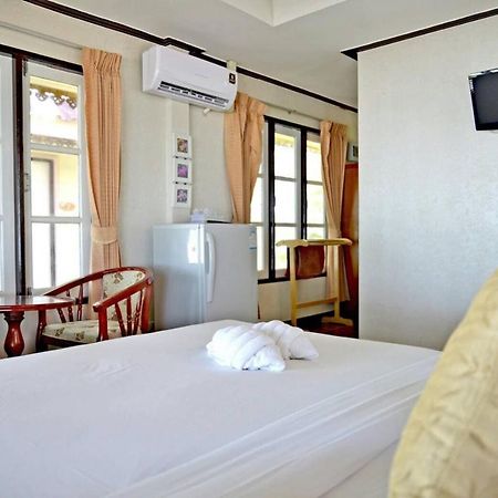 The Iris Resort Chao Lao Beach Exterior foto