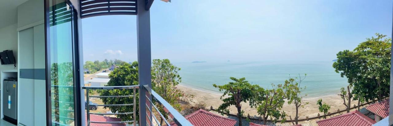 The Iris Resort Chao Lao Beach Exterior foto