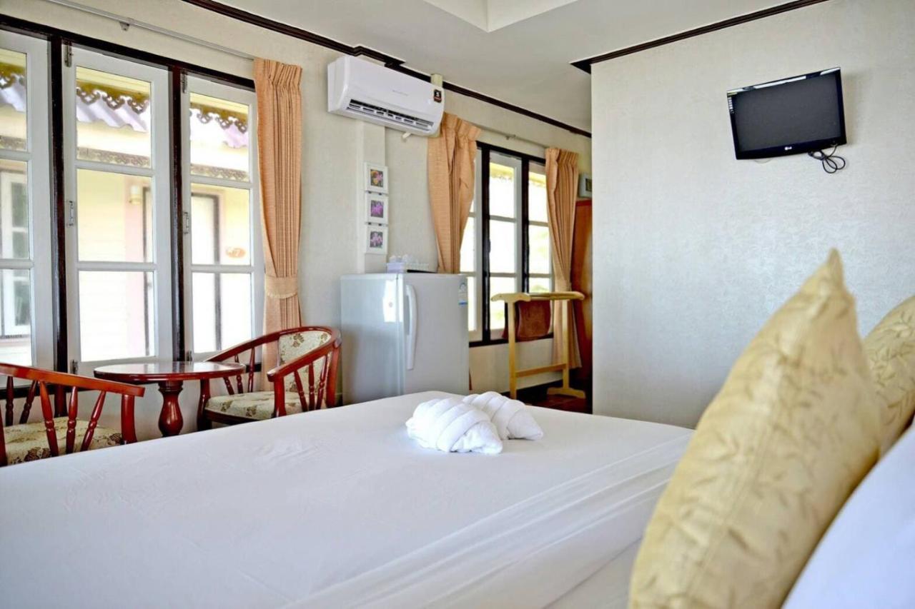 The Iris Resort Chao Lao Beach Exterior foto