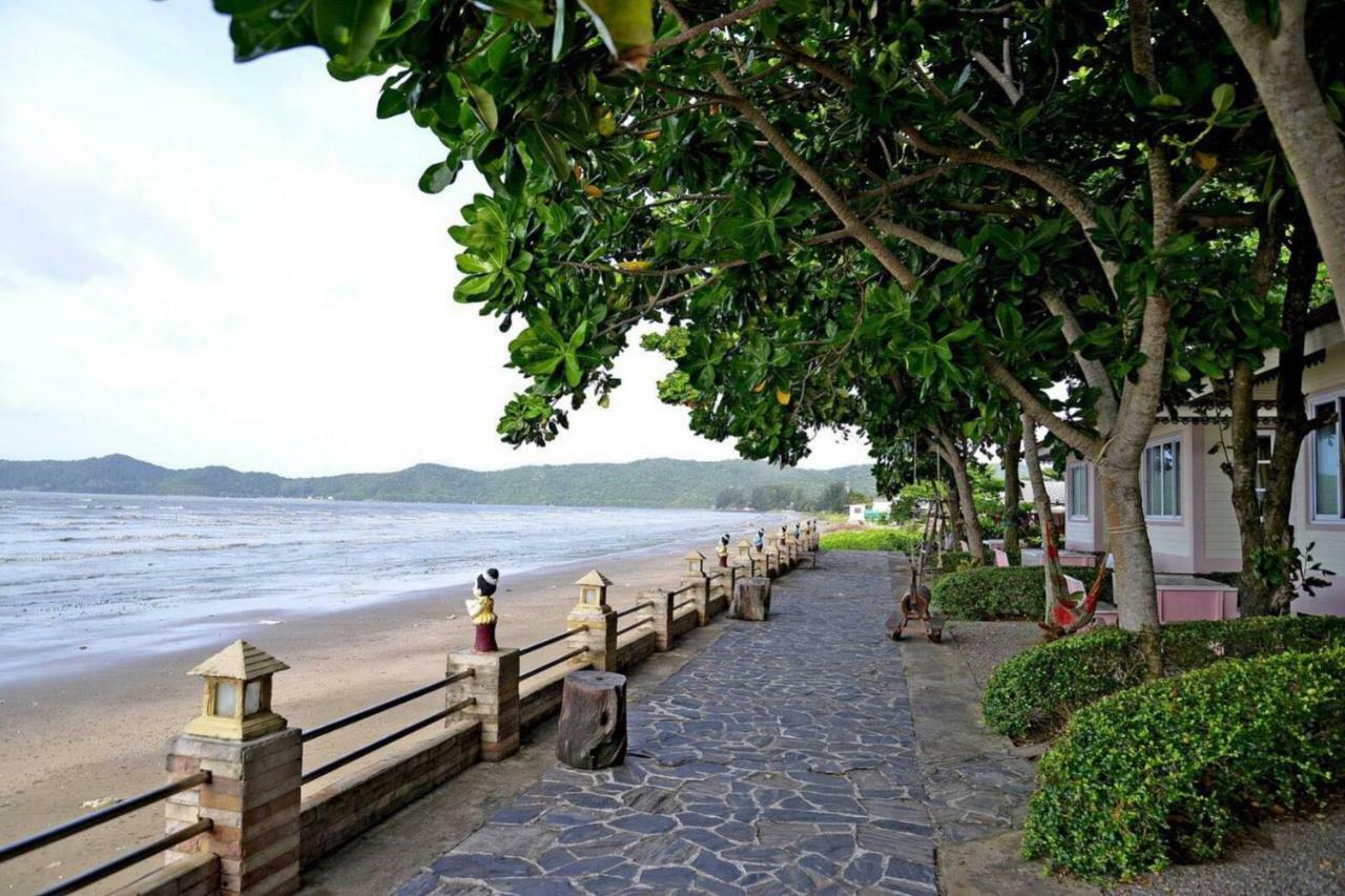 The Iris Resort Chao Lao Beach Exterior foto