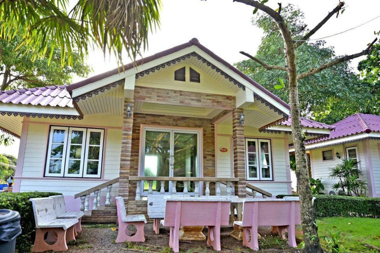 The Iris Resort Chao Lao Beach Exterior foto